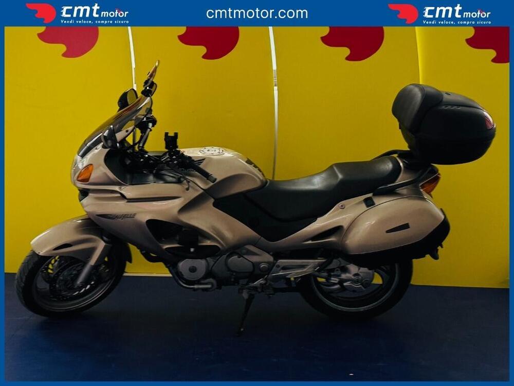 Honda Deauville 650 (1998 - 01) (5)