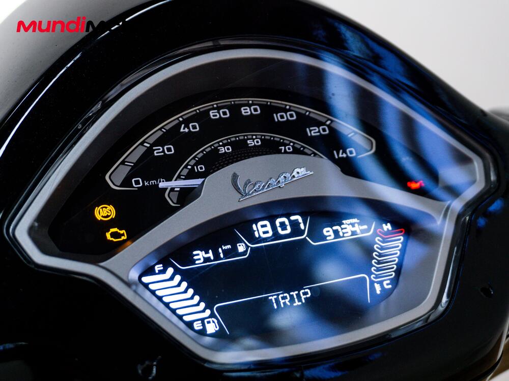 Vespa Primavera 125 Batik (2024 - 26) (12)