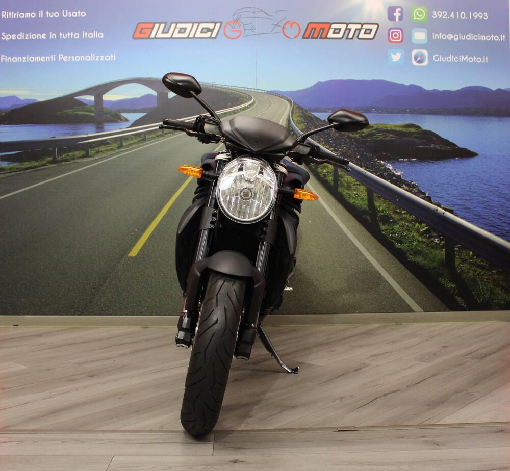 MV Agusta Brutale 920 (2011 - 12) (2)