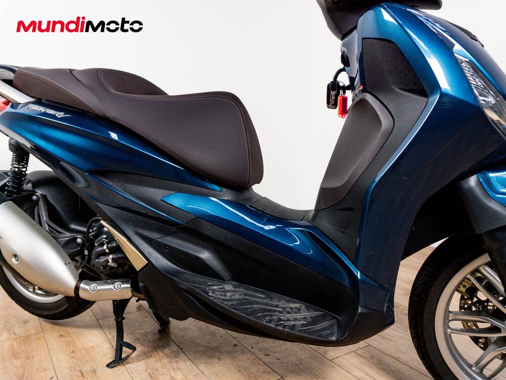 Piaggio Beverly 300 Hpe (2021) (5)