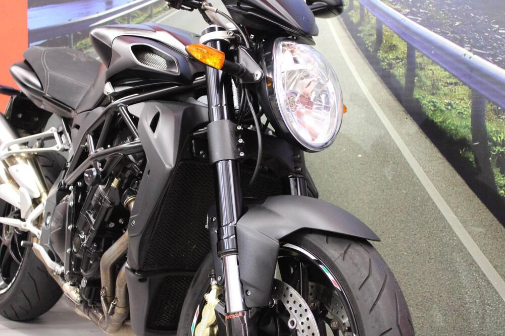 MV Agusta Brutale 920 (2011 - 12) (12)