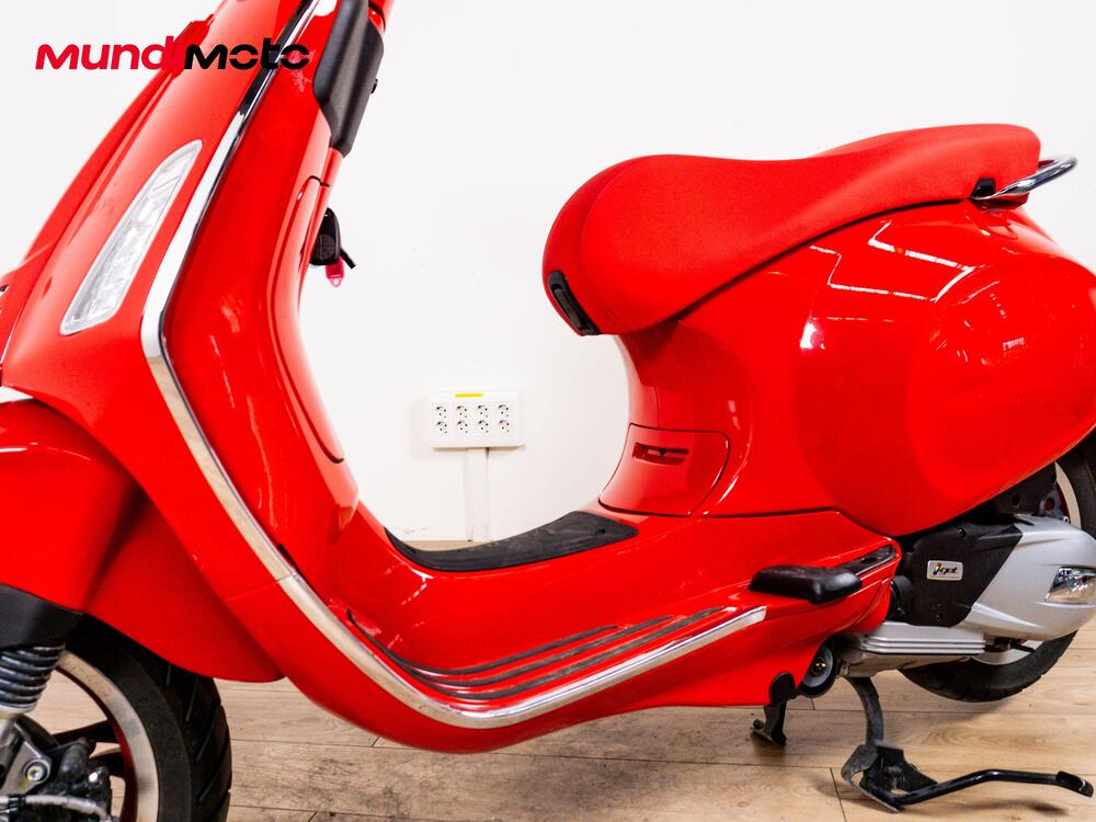 Vespa Primavera 125 RED (2025 - 26) (9)