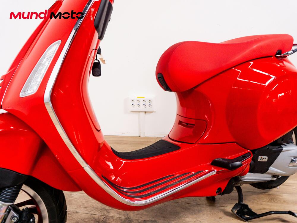 Vespa Primavera 125 RED (2025 - 26) (9)