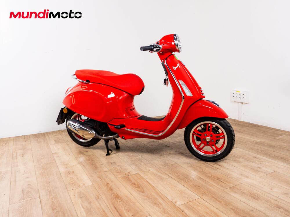 Vespa Primavera 125 RED (2025 - 26) (2)