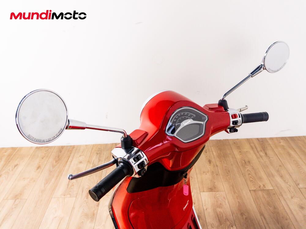 Vespa Primavera 125 RED (2025 - 26) (11)