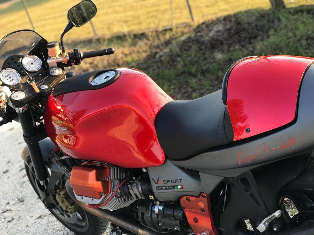 Moto Guzzi V11 Sport Naked (2002 - 05) (6)