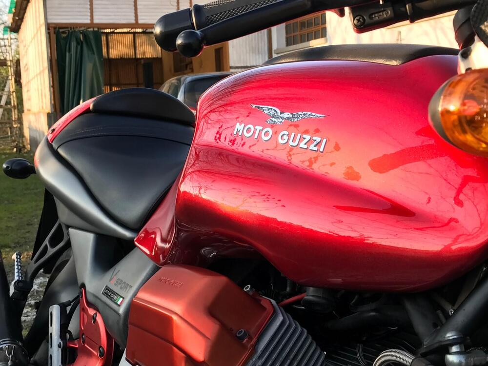 Moto Guzzi V11 Sport Naked (2002 - 05) (7)