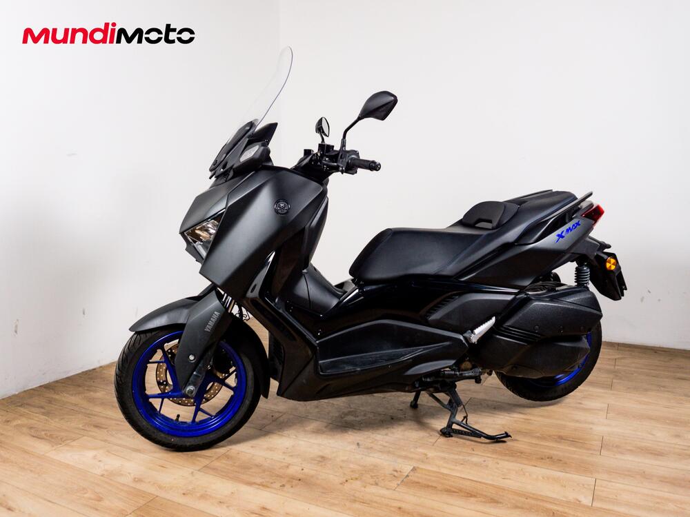 Yamaha X-Max 300 Tech Max (2025 - 26) (8)