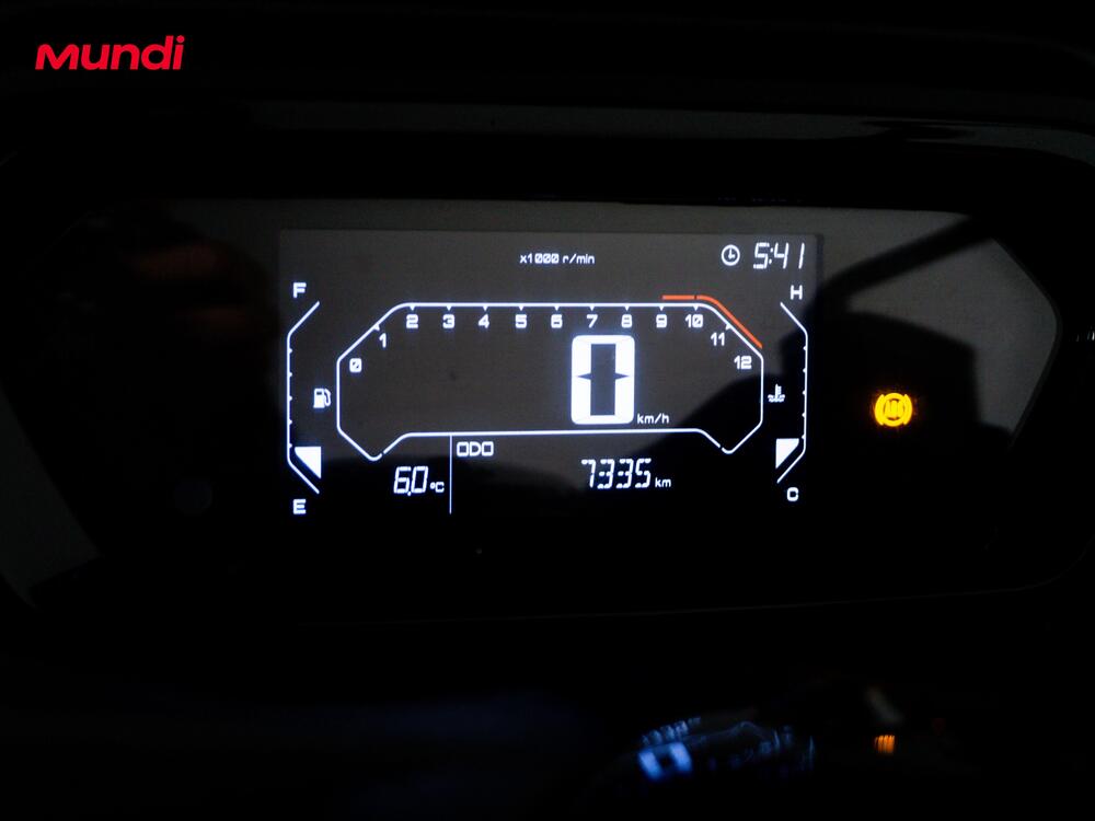 Yamaha X-Max 300 Tech Max (2025 - 26) (12)