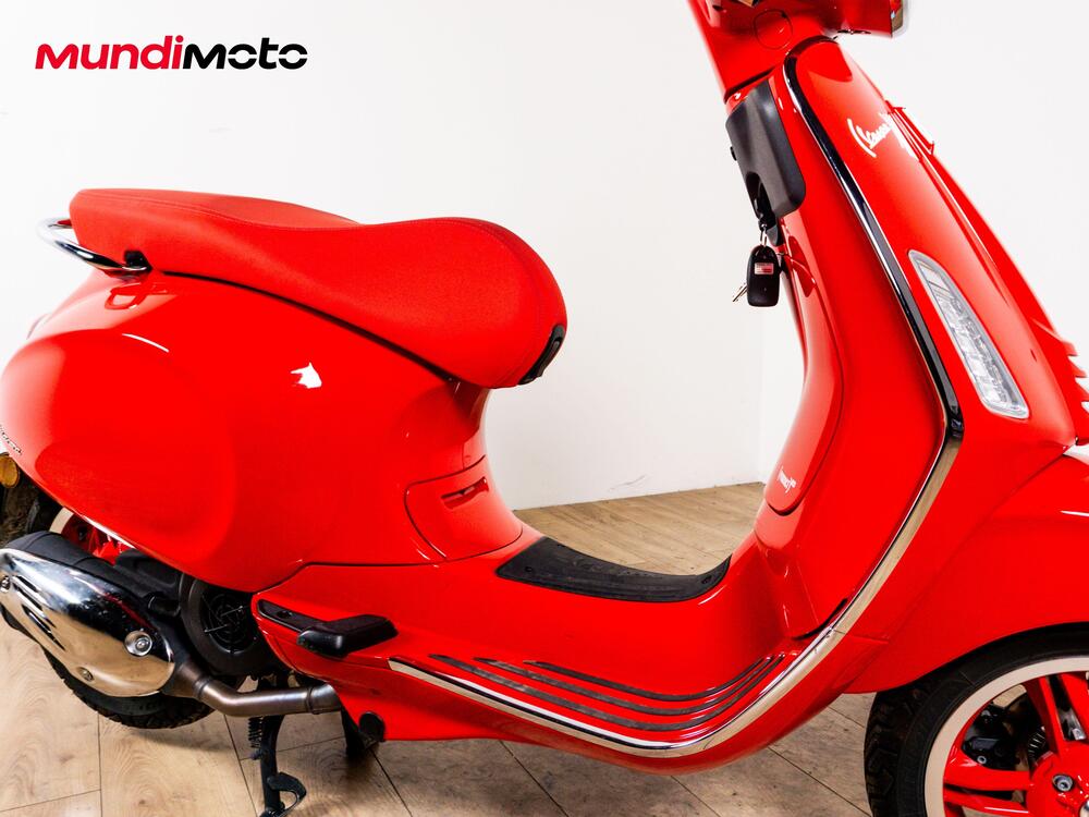 Vespa Primavera 125 RED (2025 - 26) (5)