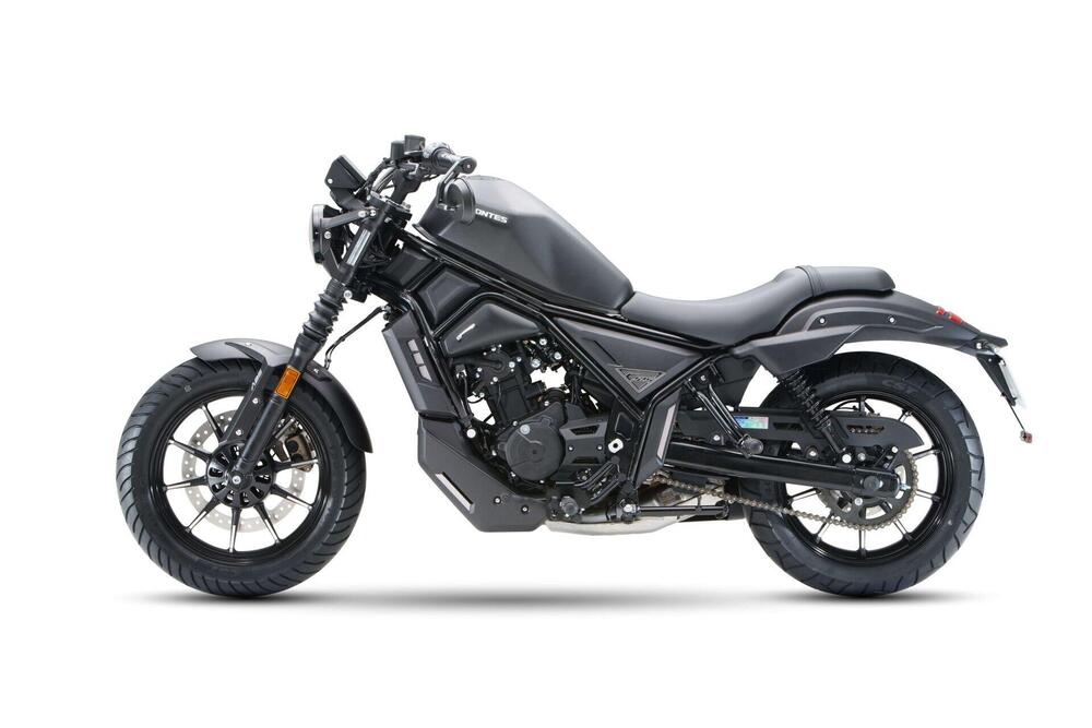 Zontes ZT125-C2 (2025 - 26) (14)