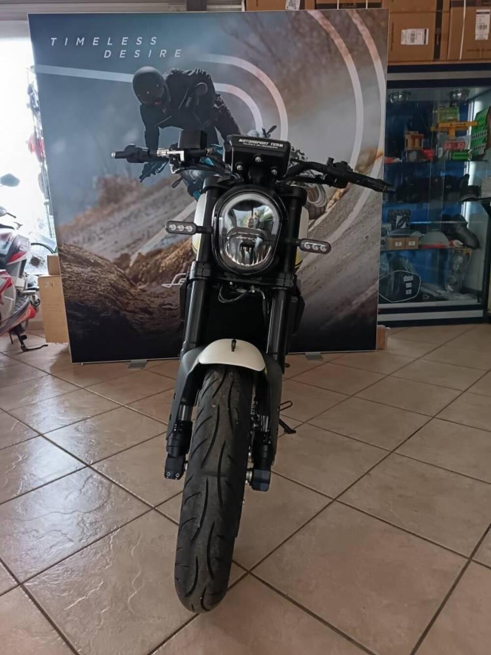 Benelli Leoncino 250 (2021 - 25) (2)
