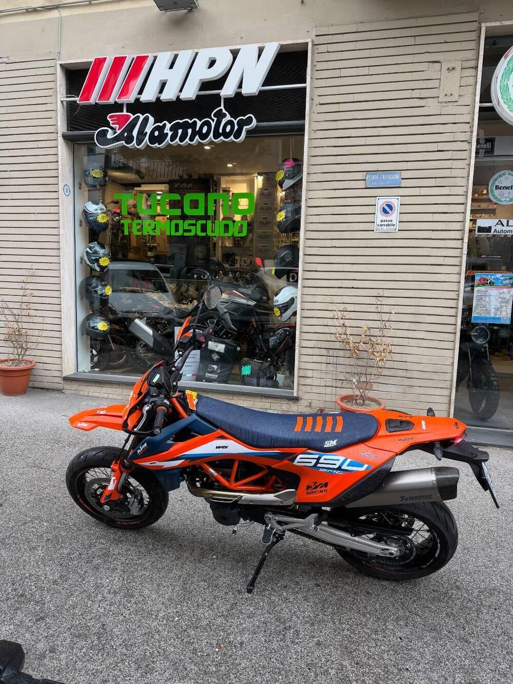 KTM 690 SMC R (2023 - 25) (3)