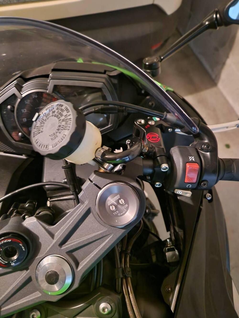 Kawasaki Ninja 636 ZX-6R KRT (2019 - 20) (5)