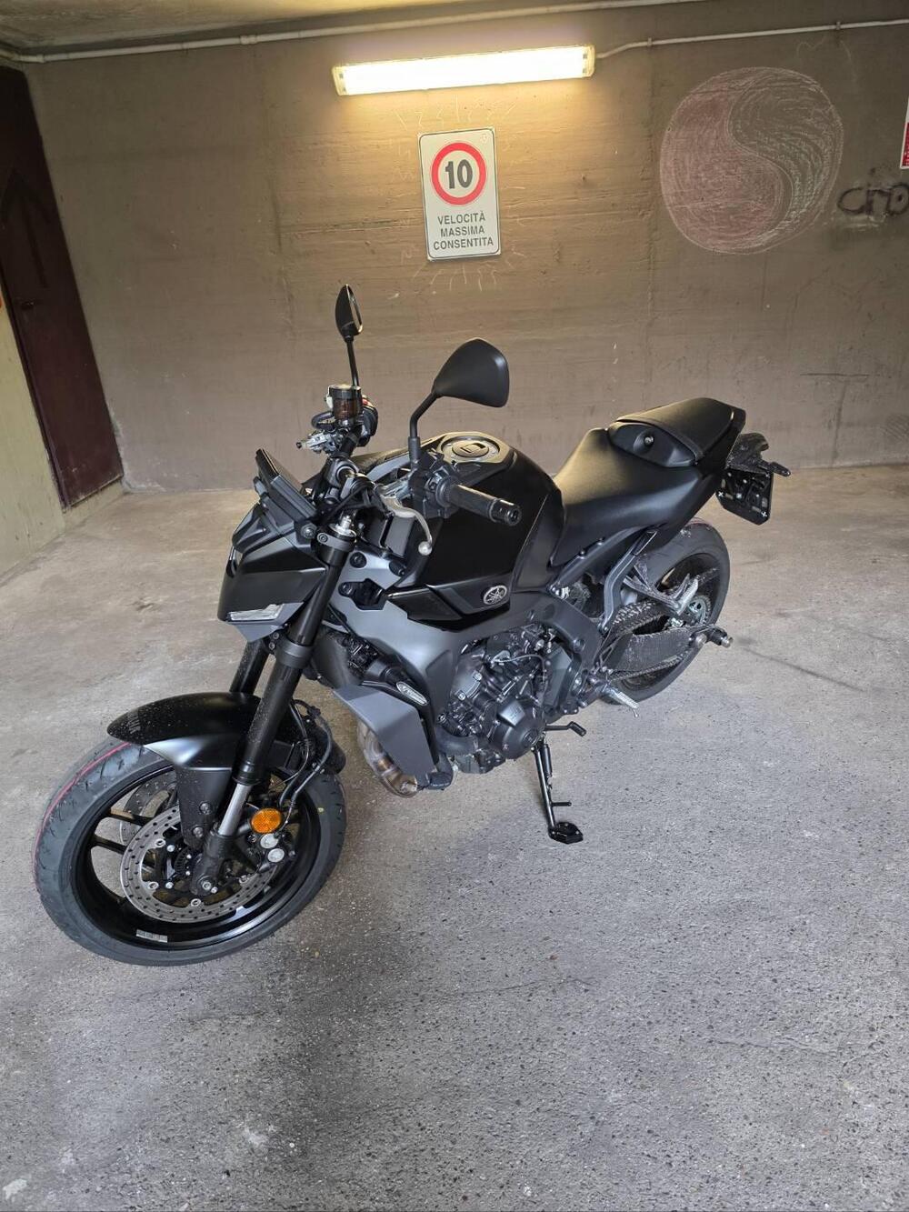 Yamaha MT-09 (2024 - 26) (4)