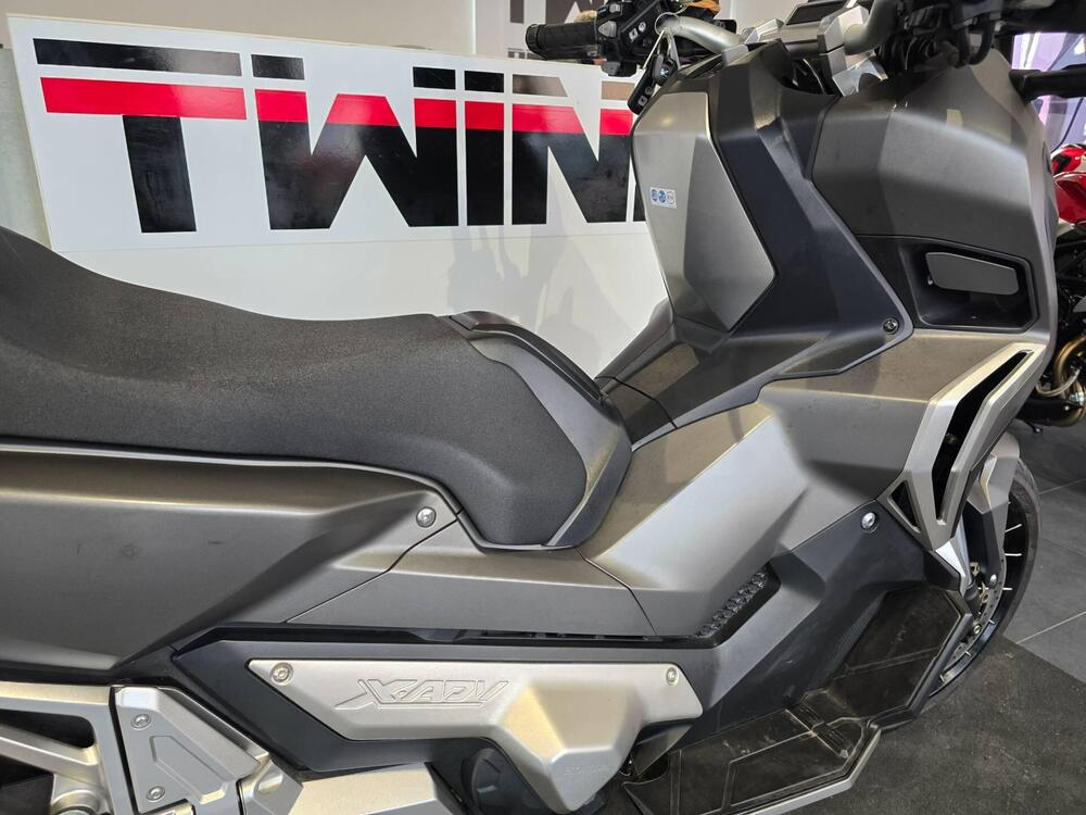 Honda X-ADV 750 (2018 - 20) (9)