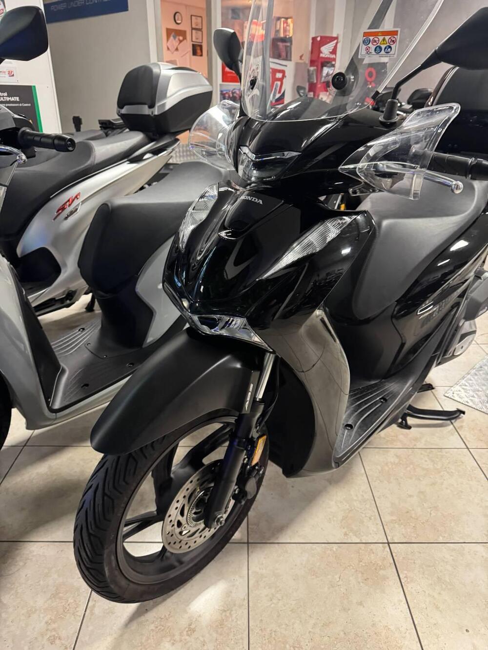 Honda SH 150i (2020 - 23) (2)