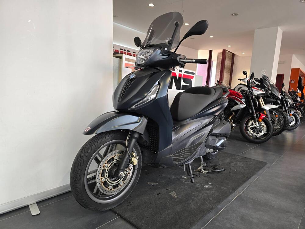 Piaggio Beverly 300 S ABS-ASR (2021 - 25) (4)