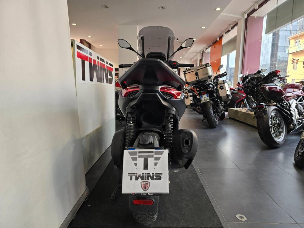 Piaggio Beverly 300 S ABS-ASR (2021 - 25) (7)