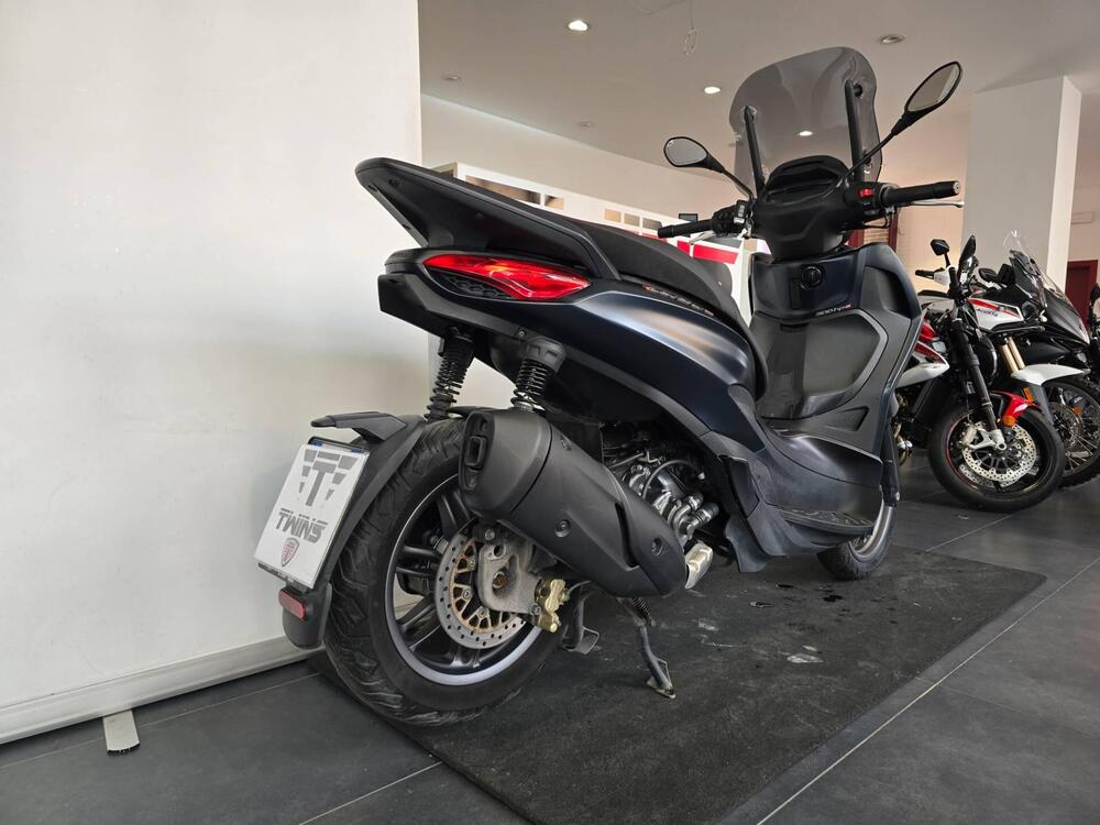 Piaggio Beverly 300 S ABS-ASR (2021 - 25) (8)