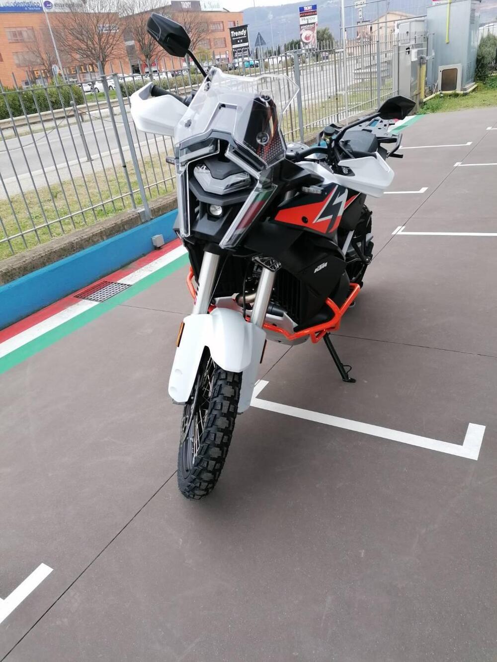 KTM 1390 Super Adventure R (2026) (8)