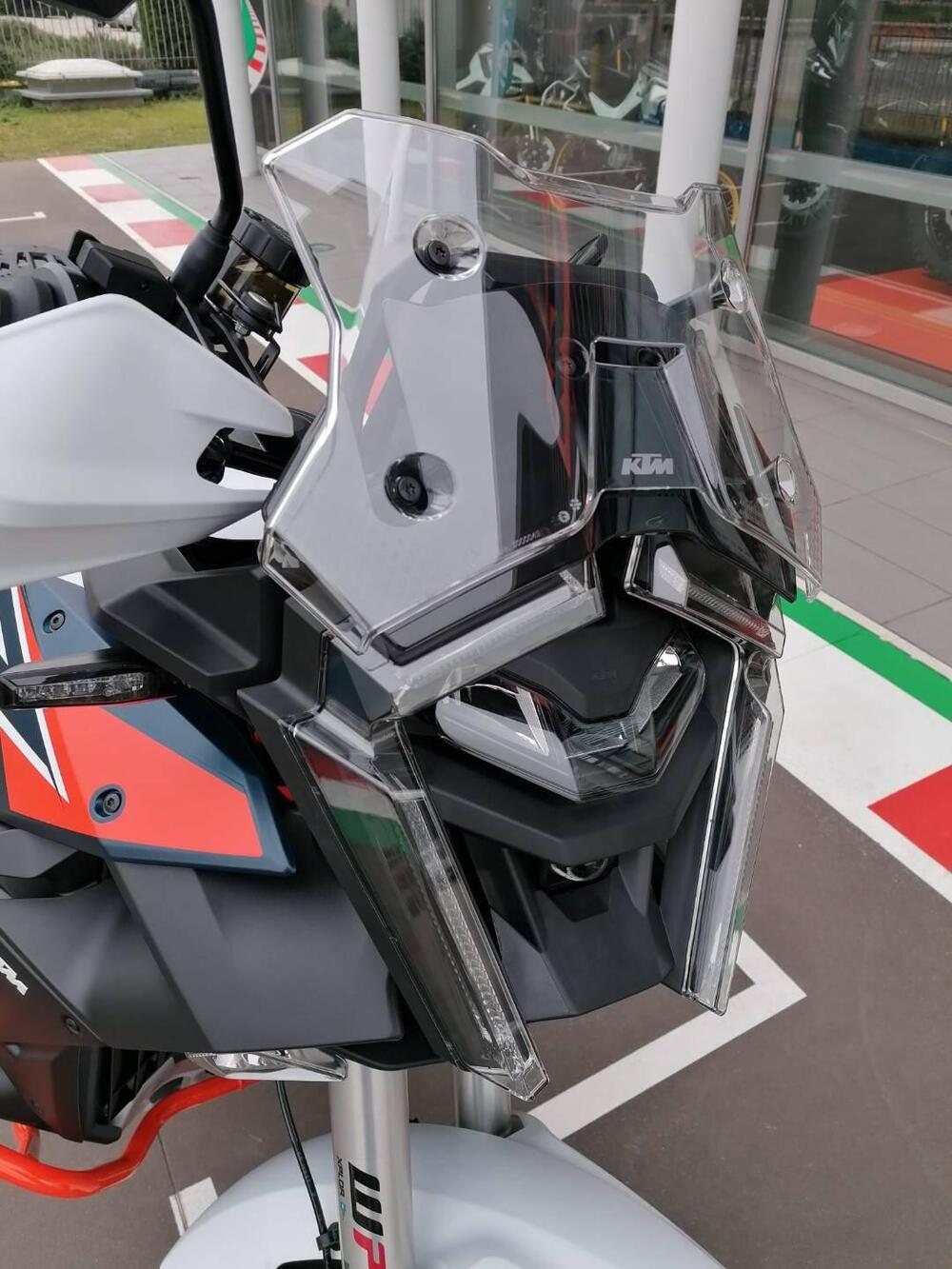 KTM 1390 Super Adventure R (2026) (2)