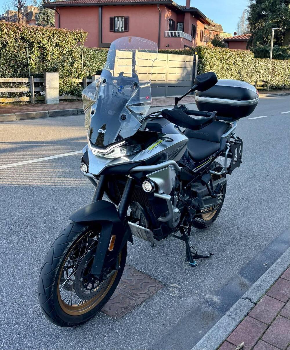 CFMOTO 800MT Touring (2022 - 26) (2)