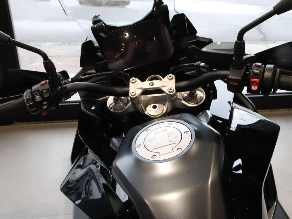 Bmw F 900 XR (2025 - 26) (3)