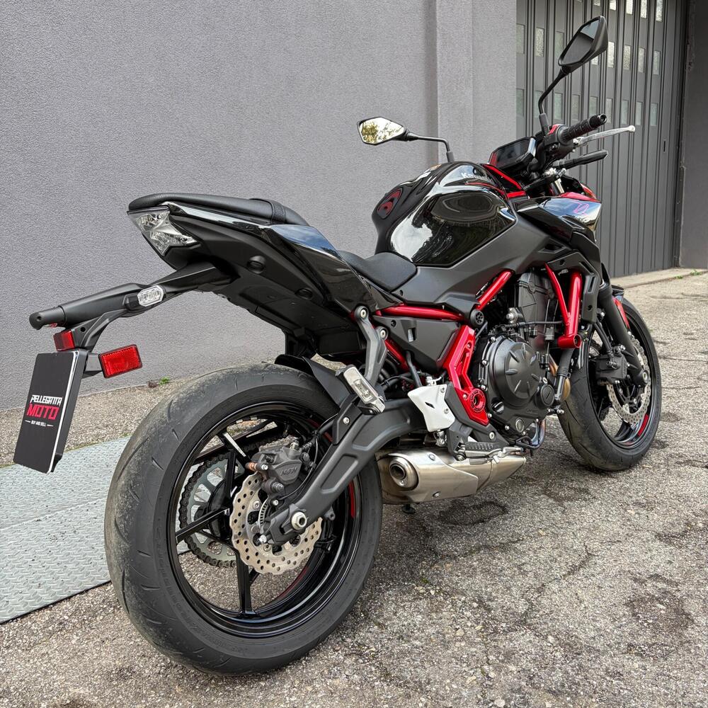 Kawasaki Z 650 (2025 - 26) (3)