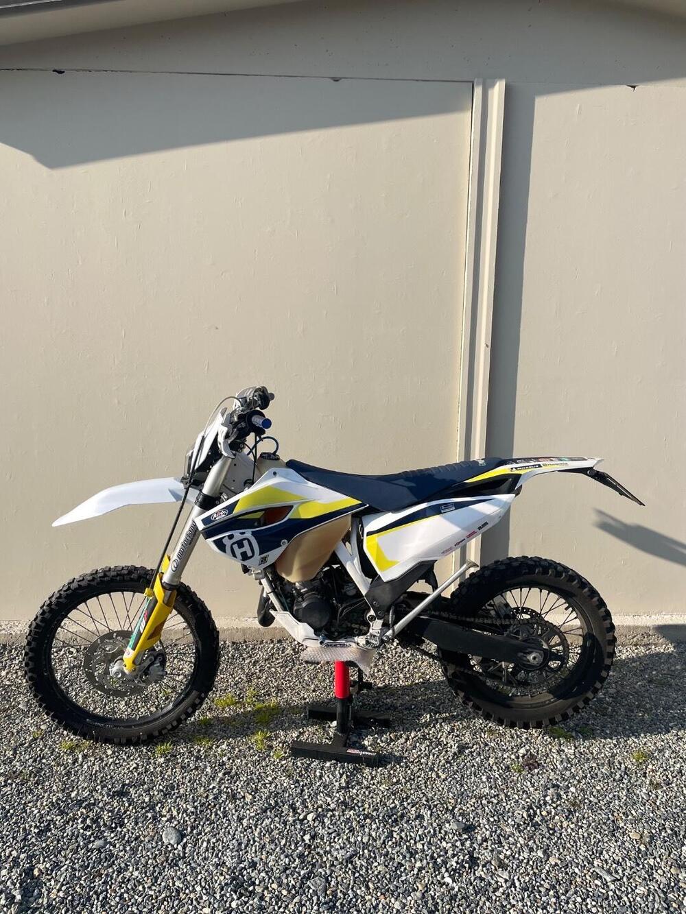 Husqvarna TE 125 (2015) (2)