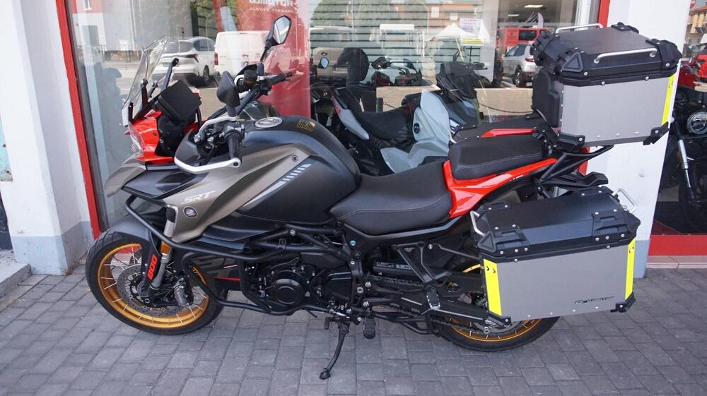 QJ Motor SRT 800 SX (2024 - 25)