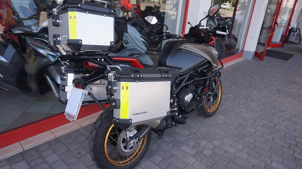 QJ Motor SRT 800 SX (2024 - 25) (3)