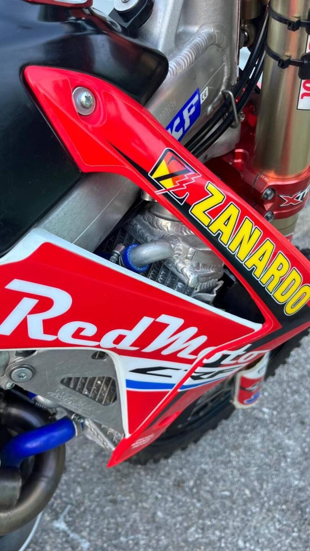 Honda CRF 250 R (2014) (4)