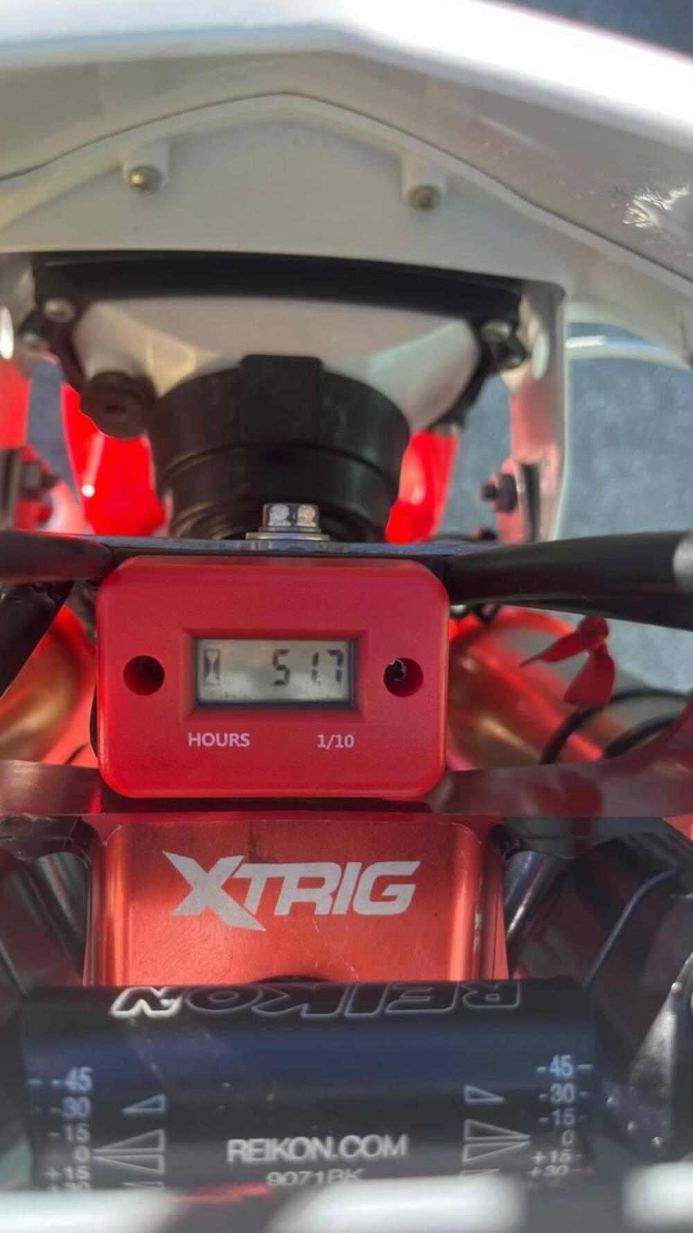 Honda CRF 250 R (2014) (6)