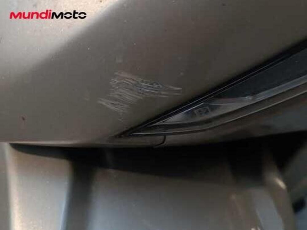 Piaggio Beverly 300 Hpe (2021) (13)