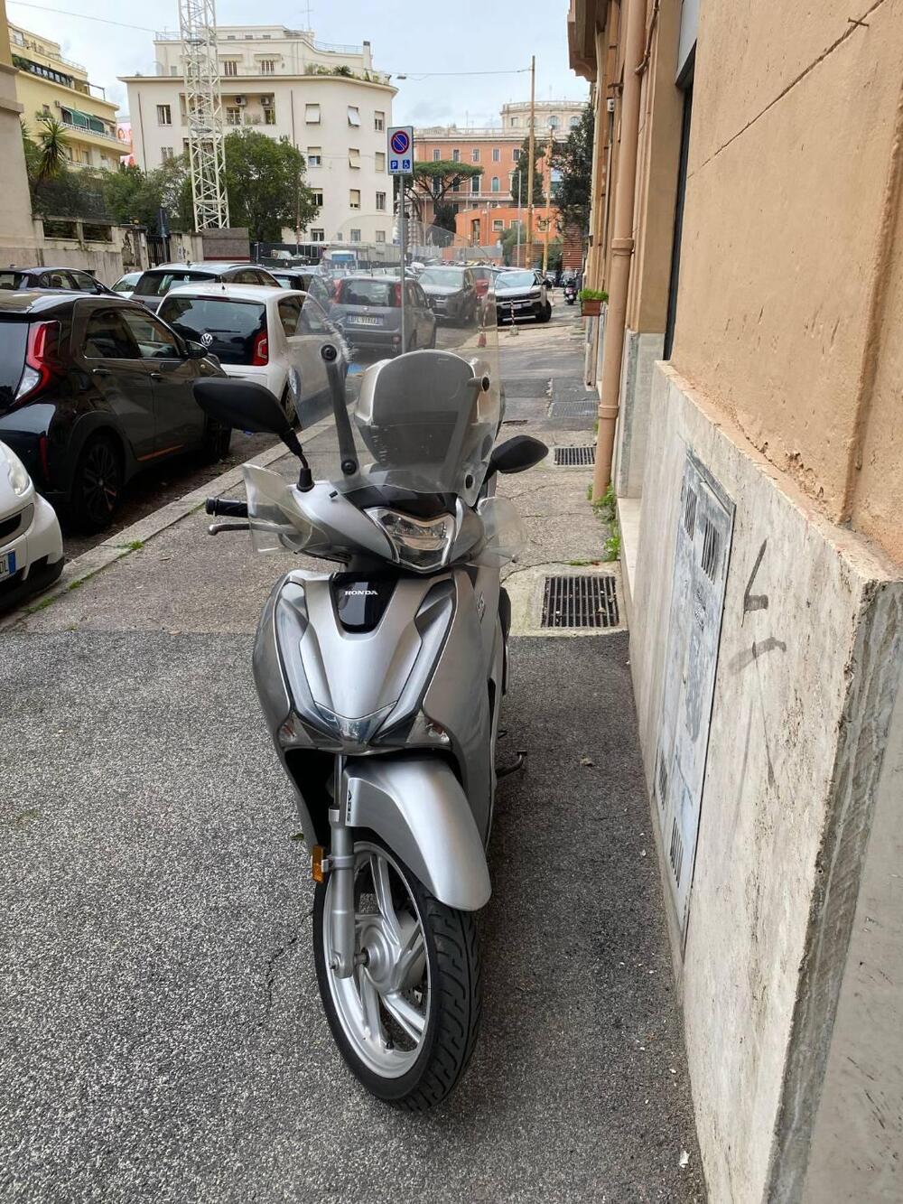 Honda SH 150 i (2017 - 19) (2)