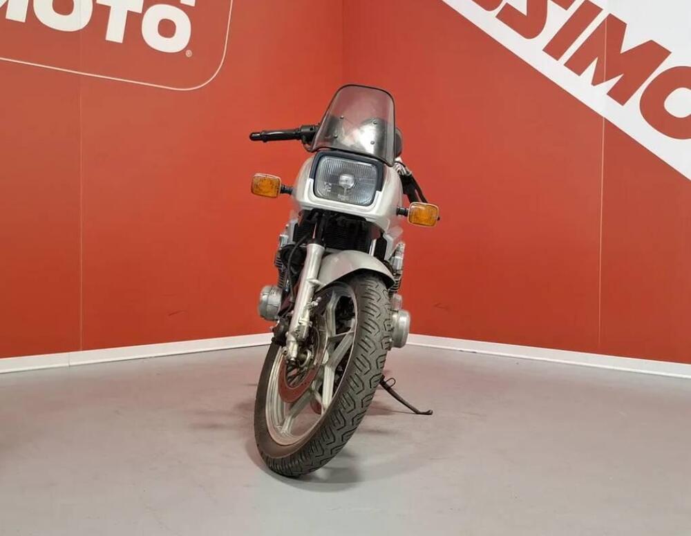 Suzuki GSX 1100 S (5)