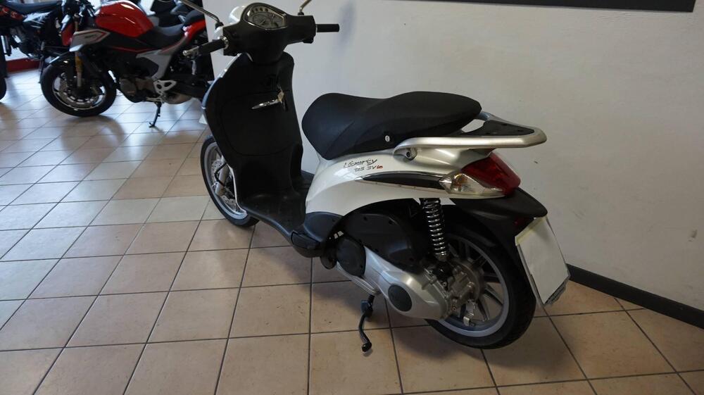 Piaggio Liberty 125 3V Full Optional (2013 - 15) (2)