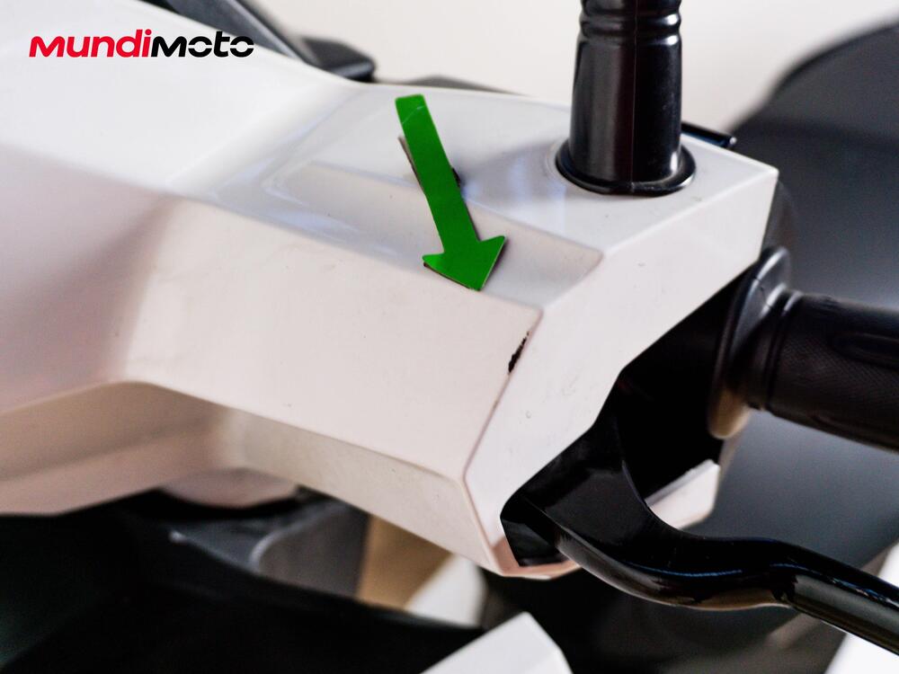 Peugeot Tweet 125 FL GT ABS (2024) (13)