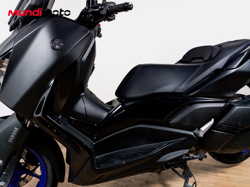 Yamaha X-Max 300 Tech Max (2025 - 26) (9)
