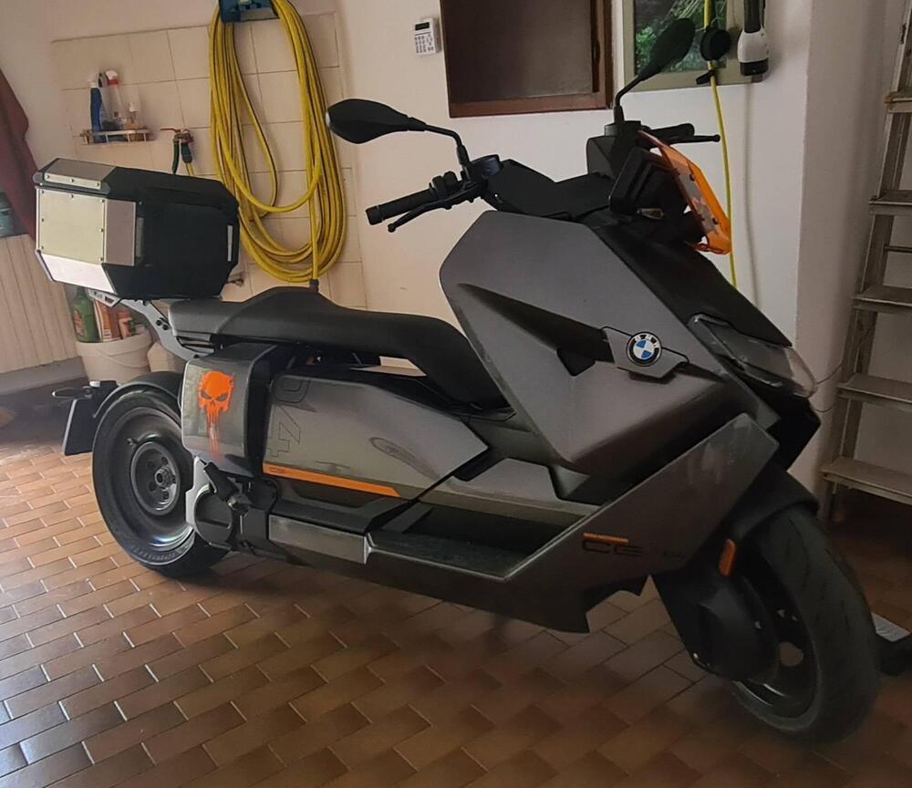 Bmw CE 04 (2021 - 25) (3)