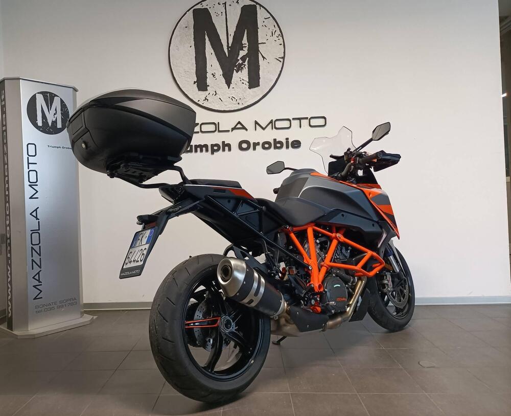 KTM 1290 Super Duke GT (2022 - 25) (2)