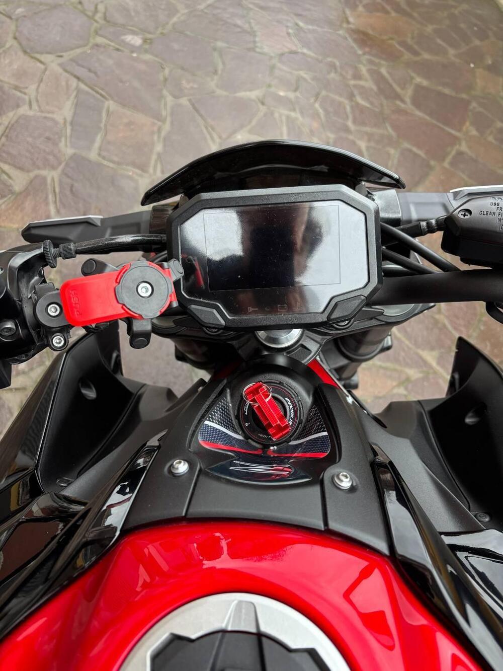 Kawasaki Z 900 (2021 - 24) (10)