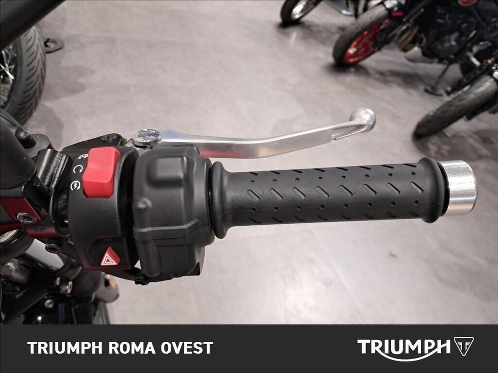 Triumph Speed Twin 900 Chrome Edition (2023) (11)