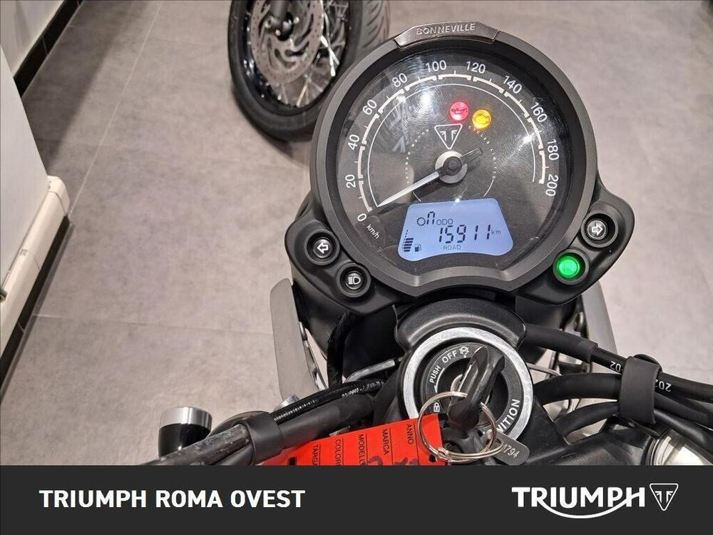 Triumph Speed Twin 900 Chrome Edition (2023) (12)