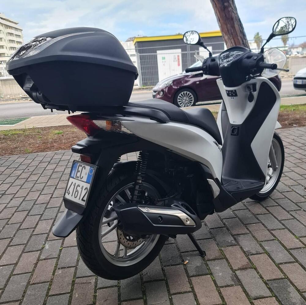 Honda SH 150 i ABS (2013 - 16) (3)