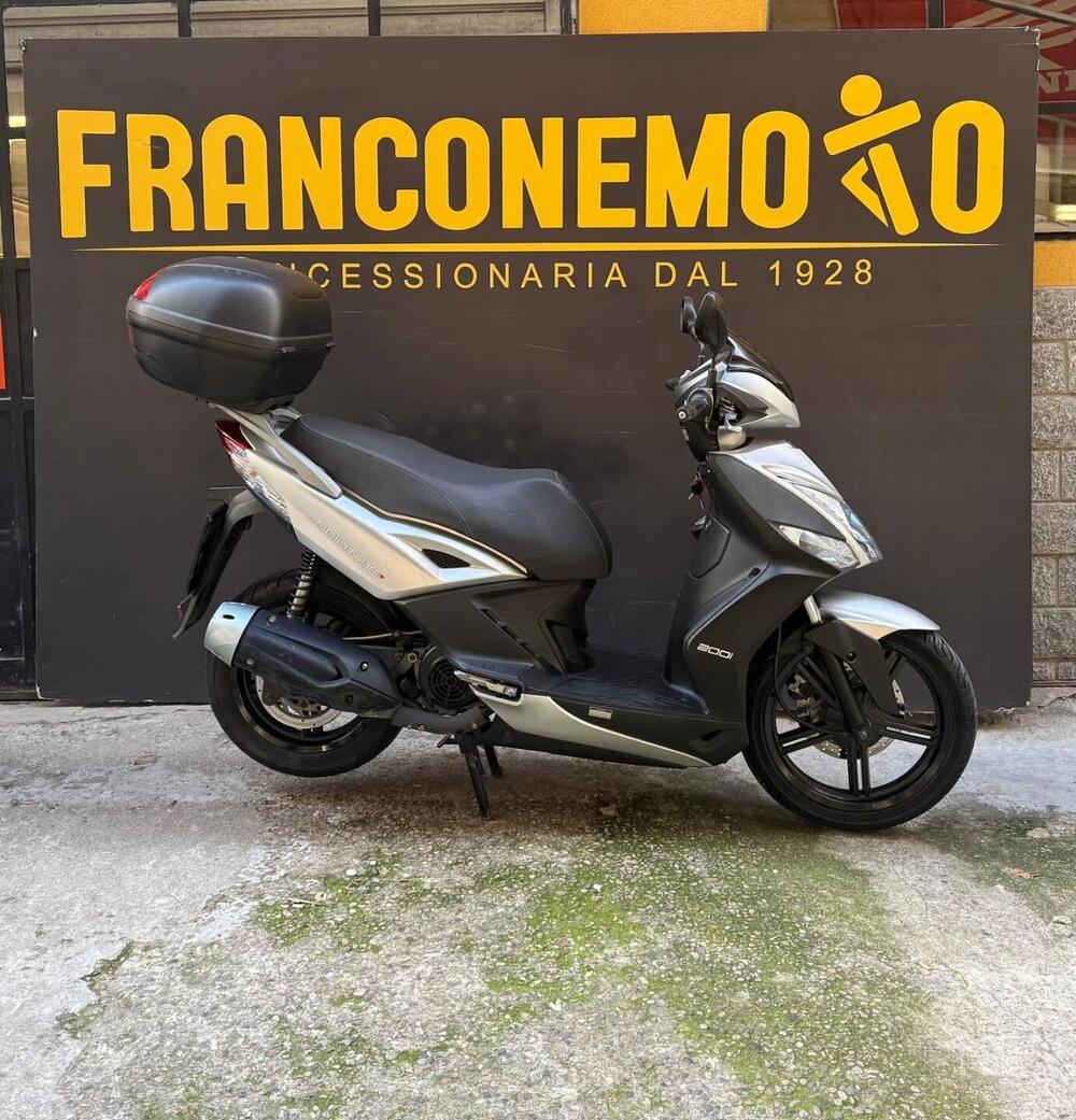 Kymco Agility 200i R16 + (2014 - 17) (2)