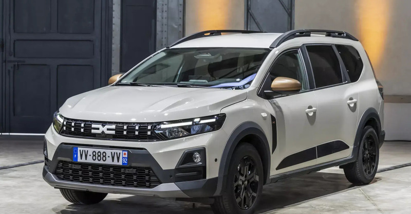 Nuova Dacia Jogger 2026: ordini aperti con motori Hybrid 155, Eco-G 120 e gamma rinnovata