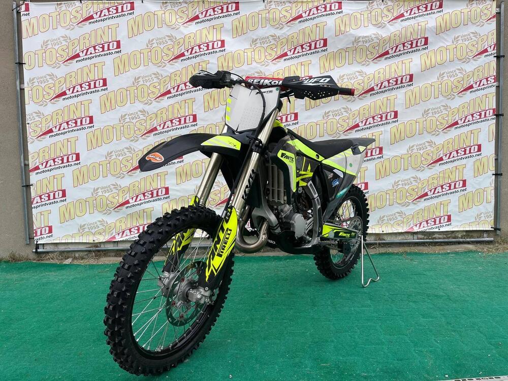 Fantic Motor XX 125 Black Edition 2T (2024) (3)
