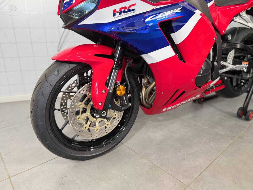 Honda CBR 600 RR (2024 - 26) (13)
